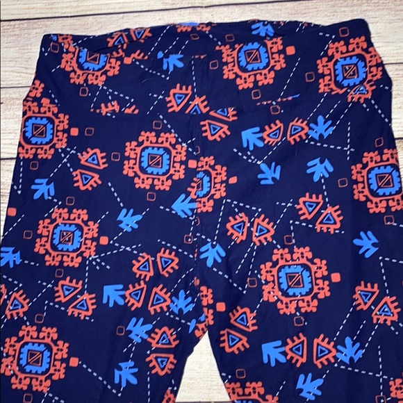New Lularoe TC Leggings Bundle. - Picture 5 of 9